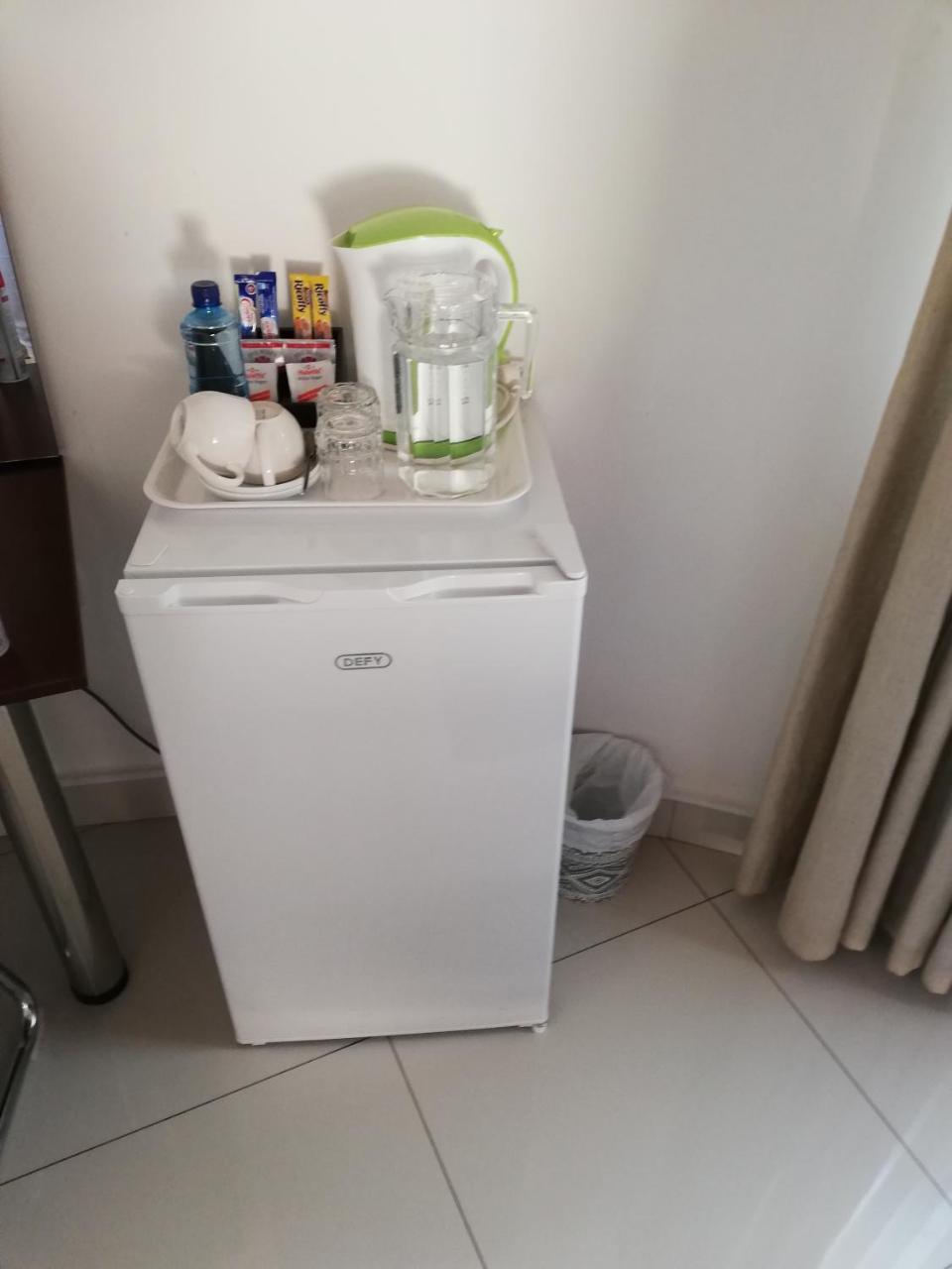 Nkanga Hotel 卡萨内 外观 照片